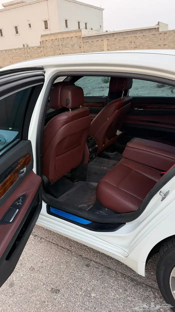 بي ام دبليو 2014 730 4