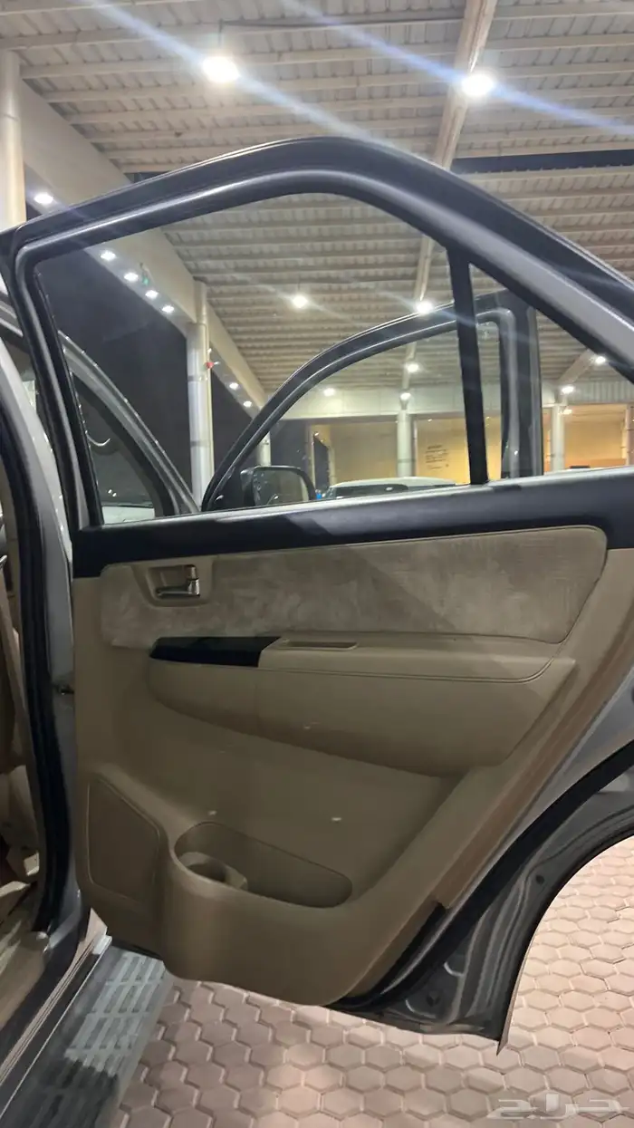 تويوتا فورتشنر 6 سلندر 21