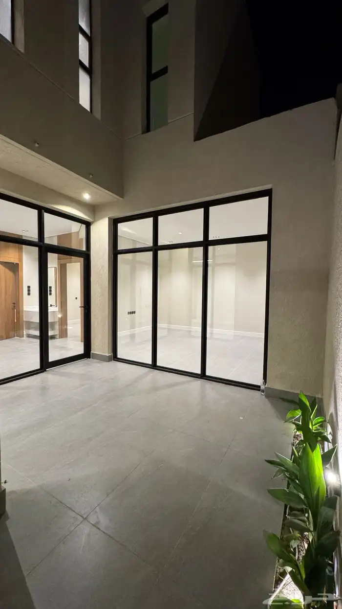 تبحث عن دبلوكس انيق ومودرن ووذيف بسعر 710الاف 17