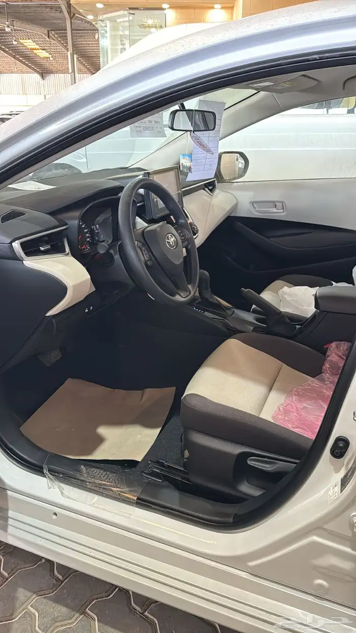 تويوتا كورلا XLI المطور جنوط بنزين 2026 7