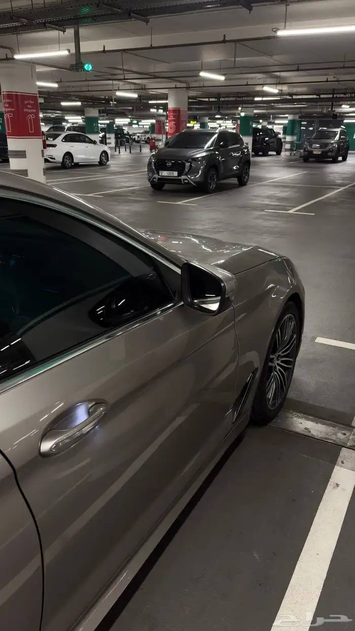 بي ام دبليو 520i 2018 7