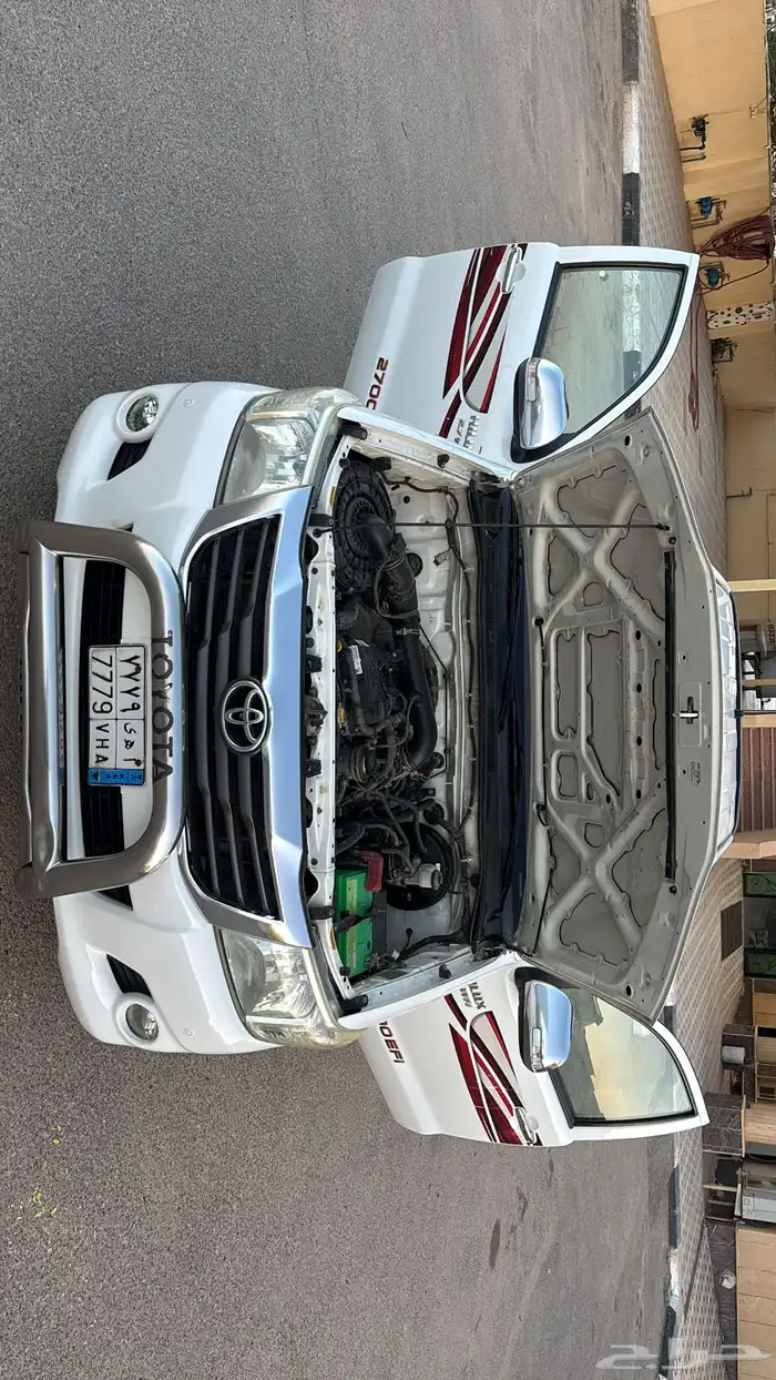 هايلكس 2015 فل كامل مخزنة مالك اول 30