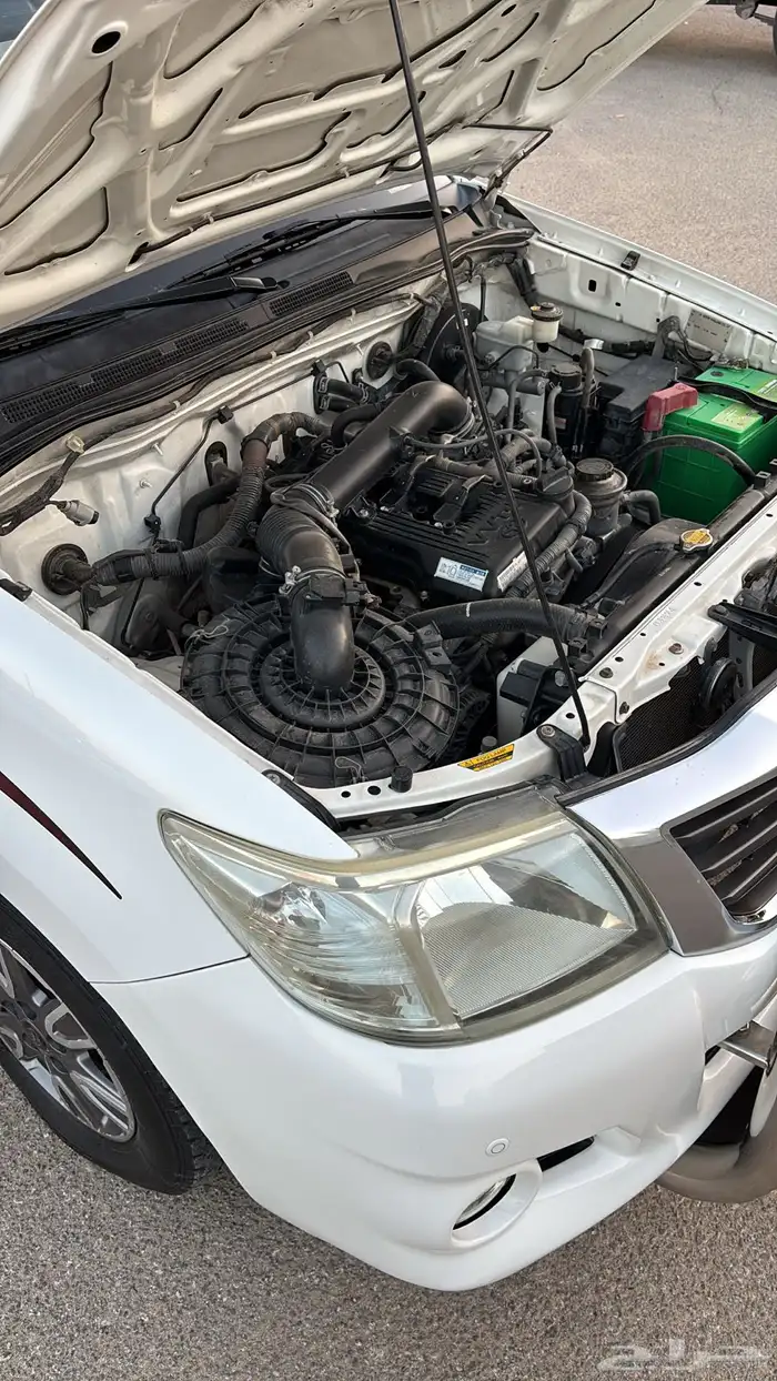 هايلكس 2015 فل كامل مخزنة مالك اول 24