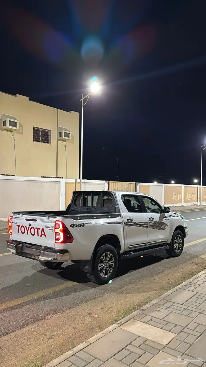 هايلكس دبل تماتيك 2023 9