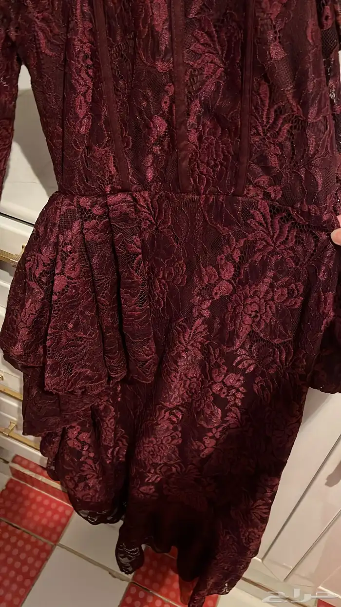 فساتين وعبايات وكعوب بالاسعار الي تبونها وفيه خصومات لحقو 5