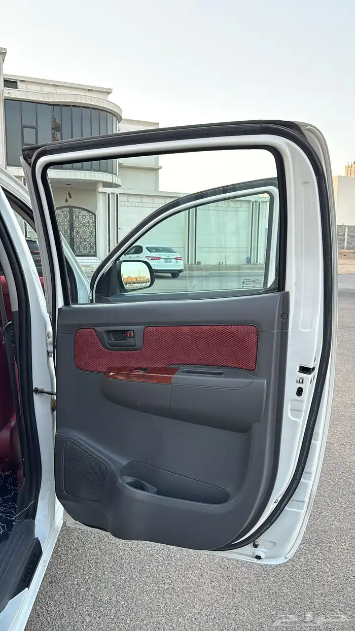 هايلكس 2015 فل كامل مخزنة مالك اول 22