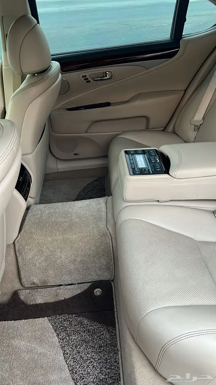 لكزس LS460L 2017 7