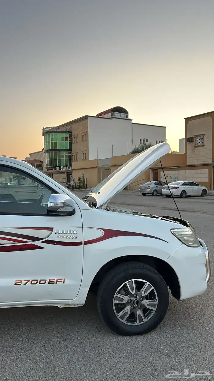 هايلكس 2015 فل كامل مخزنة مالك اول 37