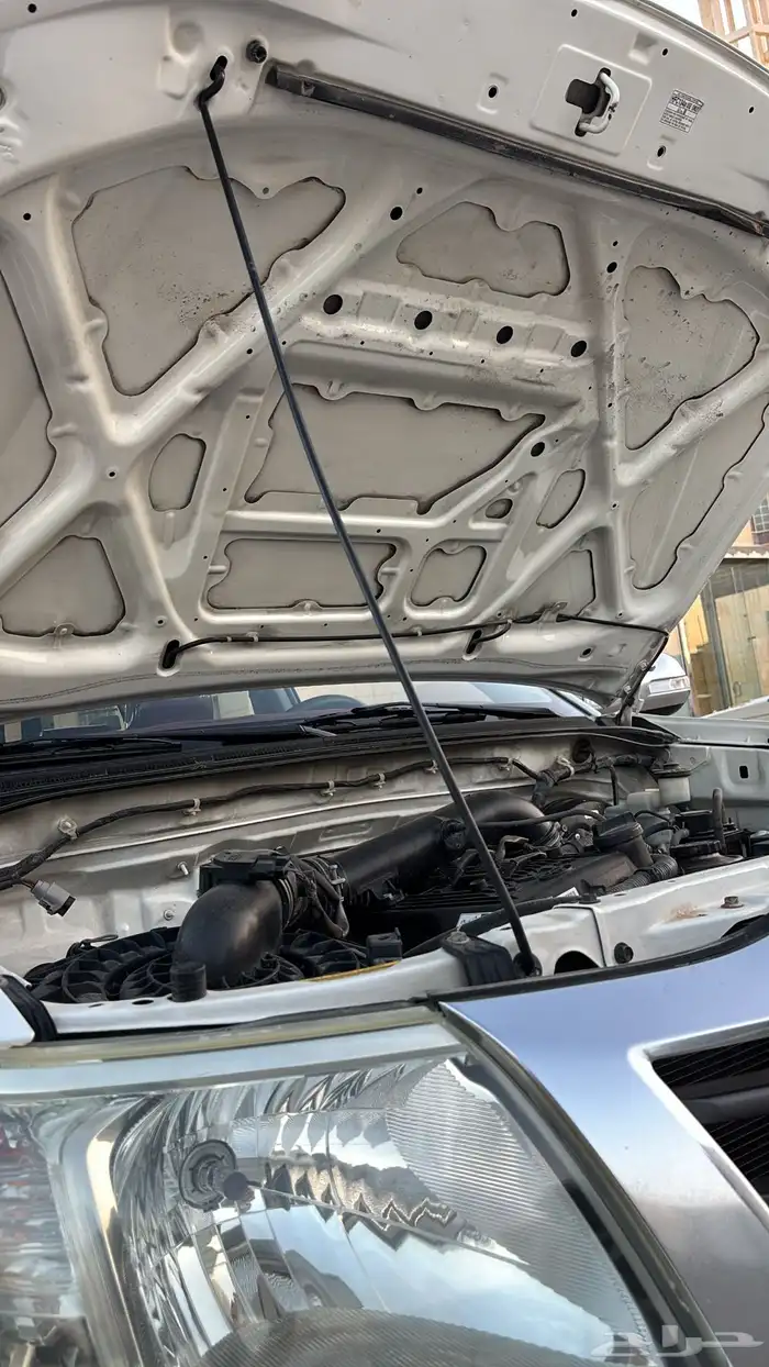 هايلكس 2015 فل كامل مخزنة مالك اول 25