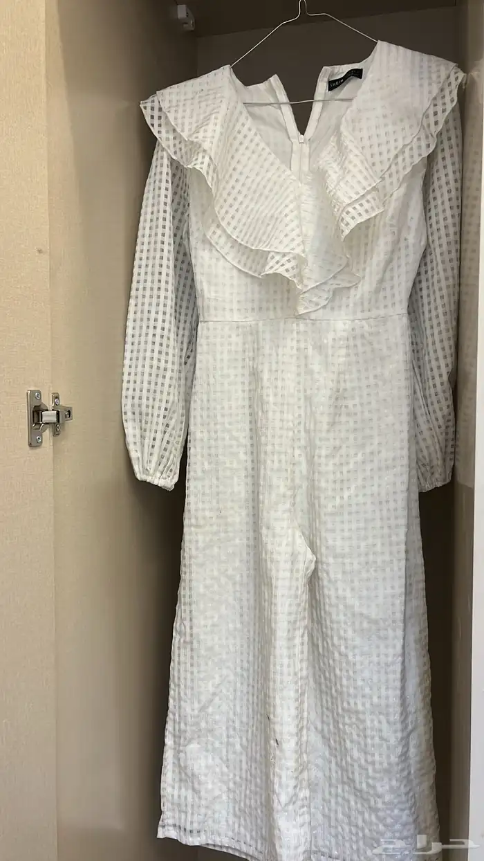 فساتين وعبايات وكعوب بالاسعار الي تبونها وفيه خصومات لحقو 9