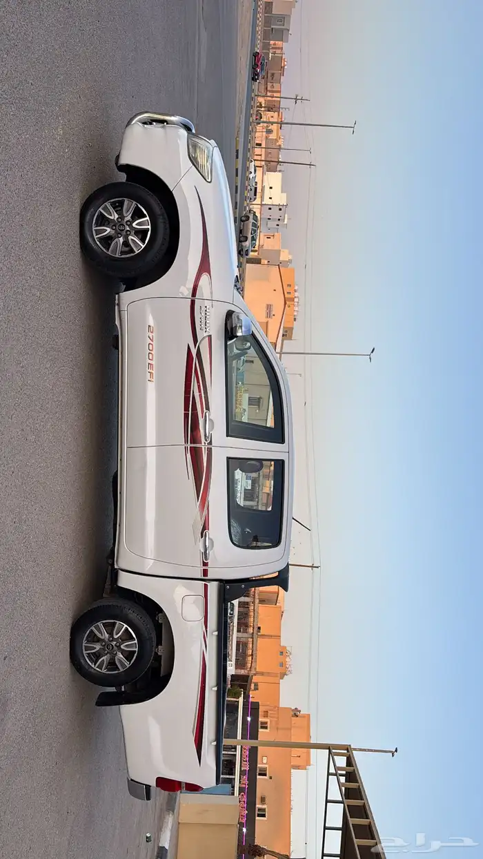 هايلكس 2015 فل كامل مخزنة مالك اول 4