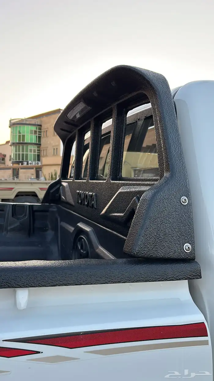 هايلكس 2015 فل كامل مخزنة مالك اول 20