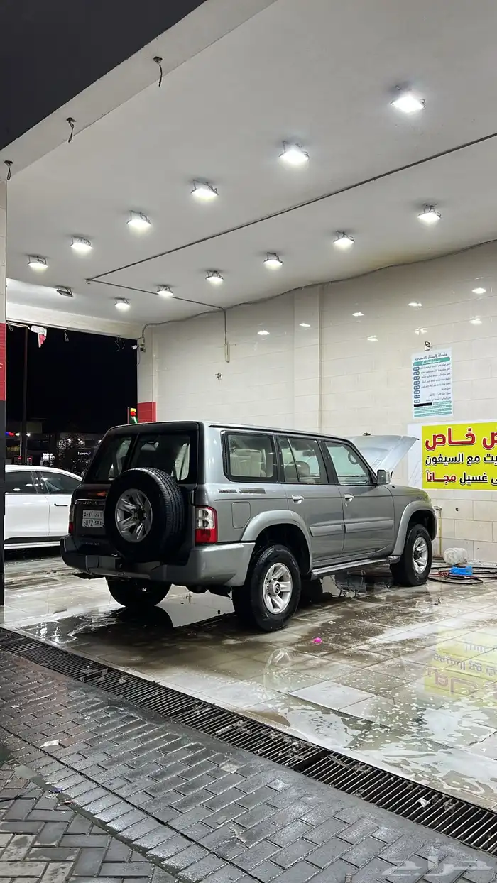 نيسان 2003 سوبر سفاري 8