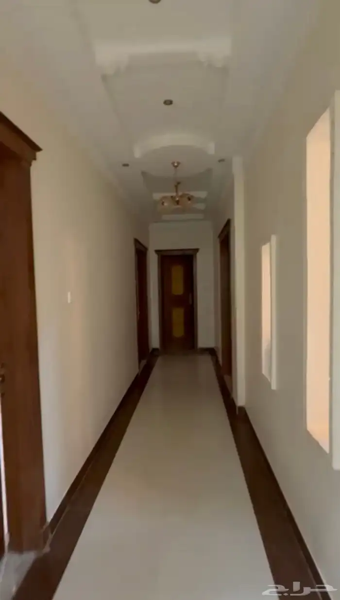 فيلا للبيع مع ثلاث شقق في حي الرمال في الرياض 11