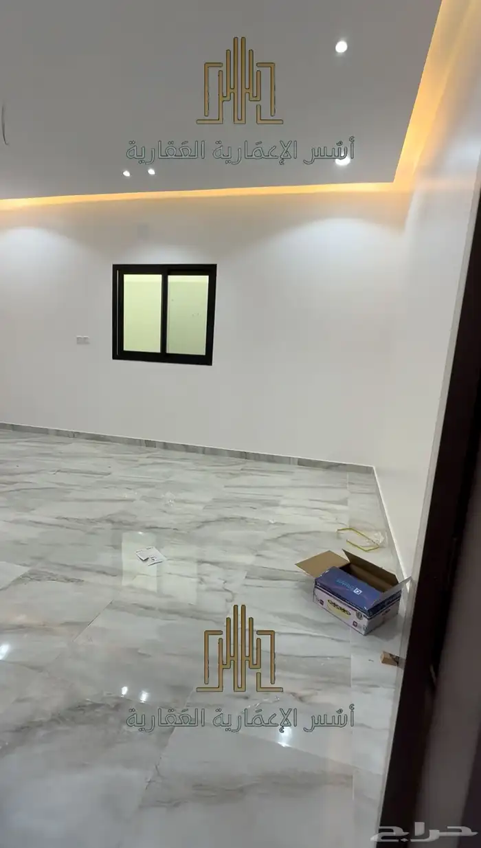 للبيع اربع شقق حي المداين قبل الكبري 450 الارضيه400 العلويه 19