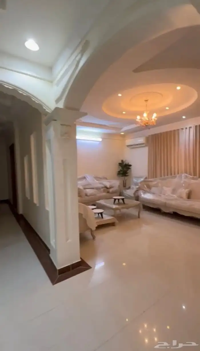 فيلا للبيع مع ثلاث شقق في حي الرمال في الرياض 9