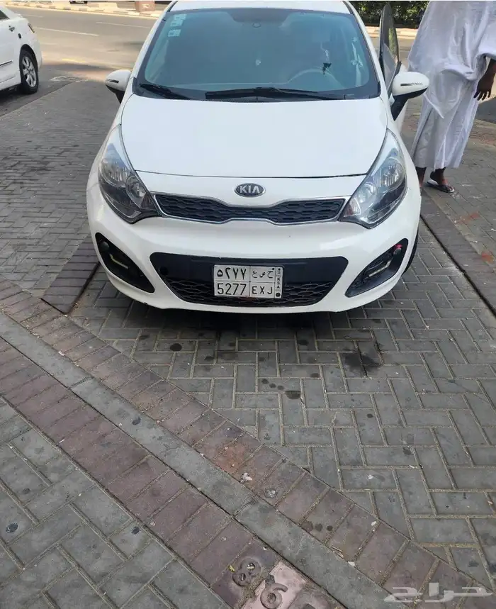 kia rio Hatch back 4