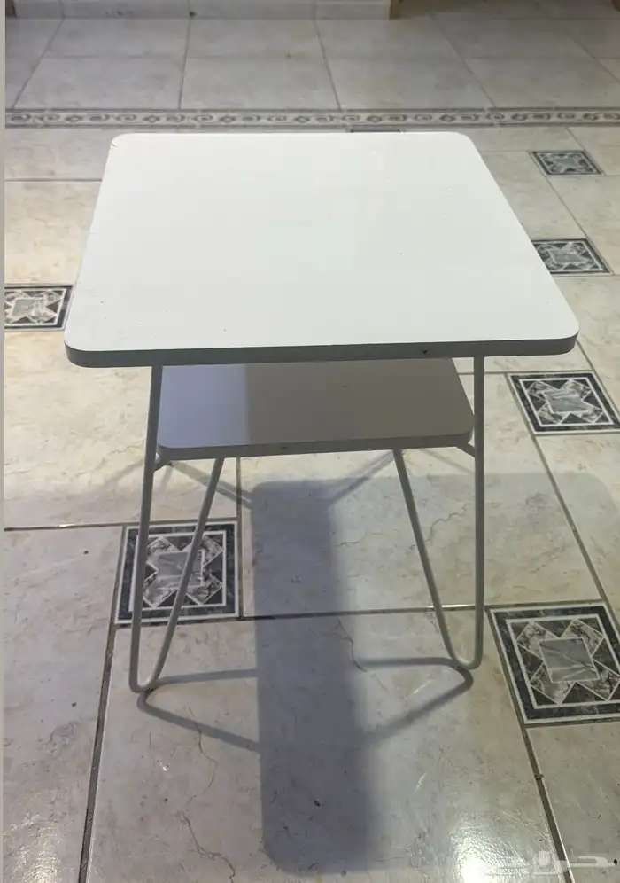 طاولات خدمه 0