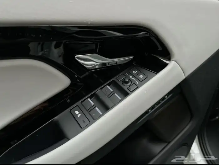 رانج روفر ايفوك Range Rover Evoque P250 S موديل 2025 17