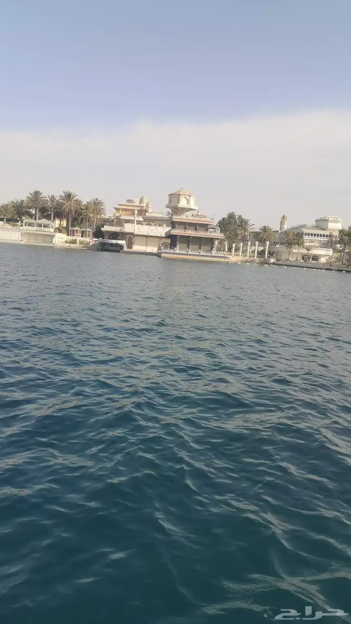 رحلات بحريه نزهه تمشيه بالساعه 6