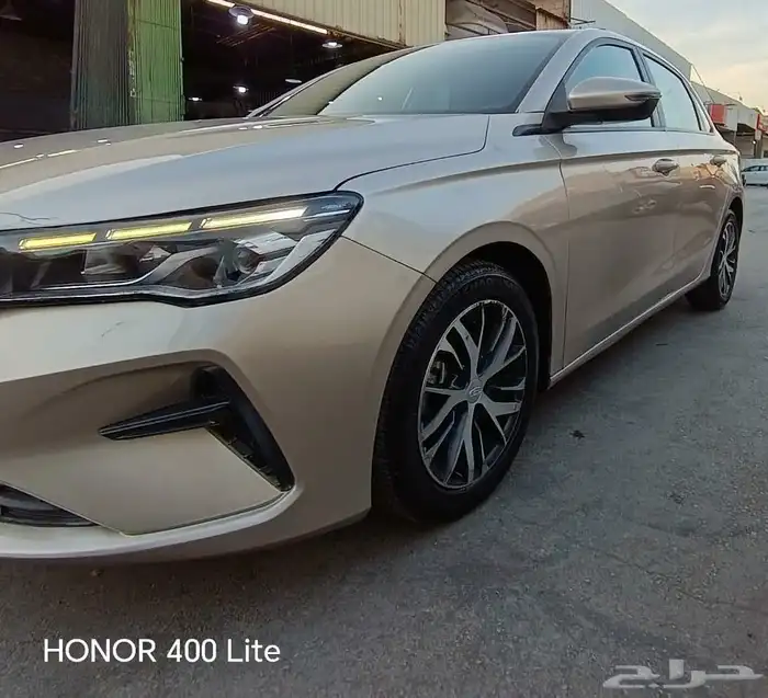 سيارة   جيلي امجراند نص فل الممشى   62 ألف المديل   2023 5