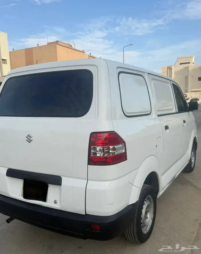 فان سوزوكي 2016 1