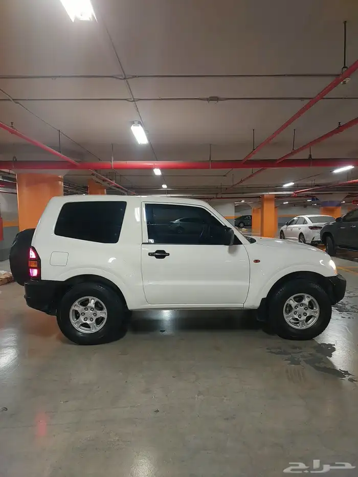 ميتسوبيشي باجيرو 3