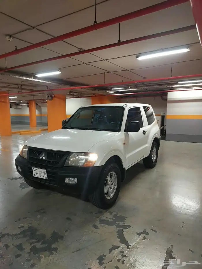 ميتسوبيشي باجيرو 1