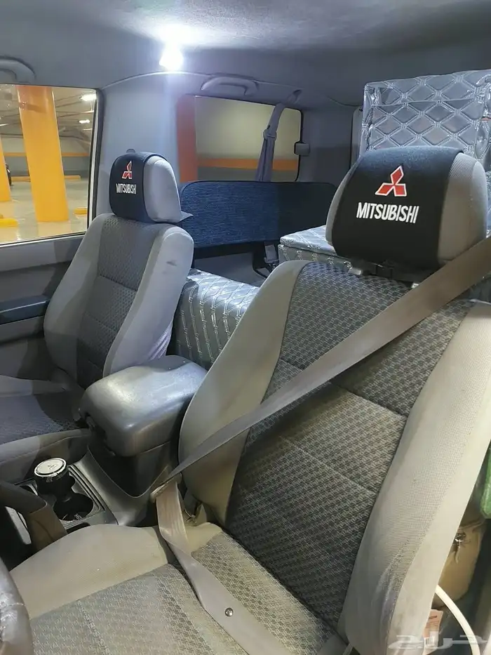 ميتسوبيشي باجيرو 16