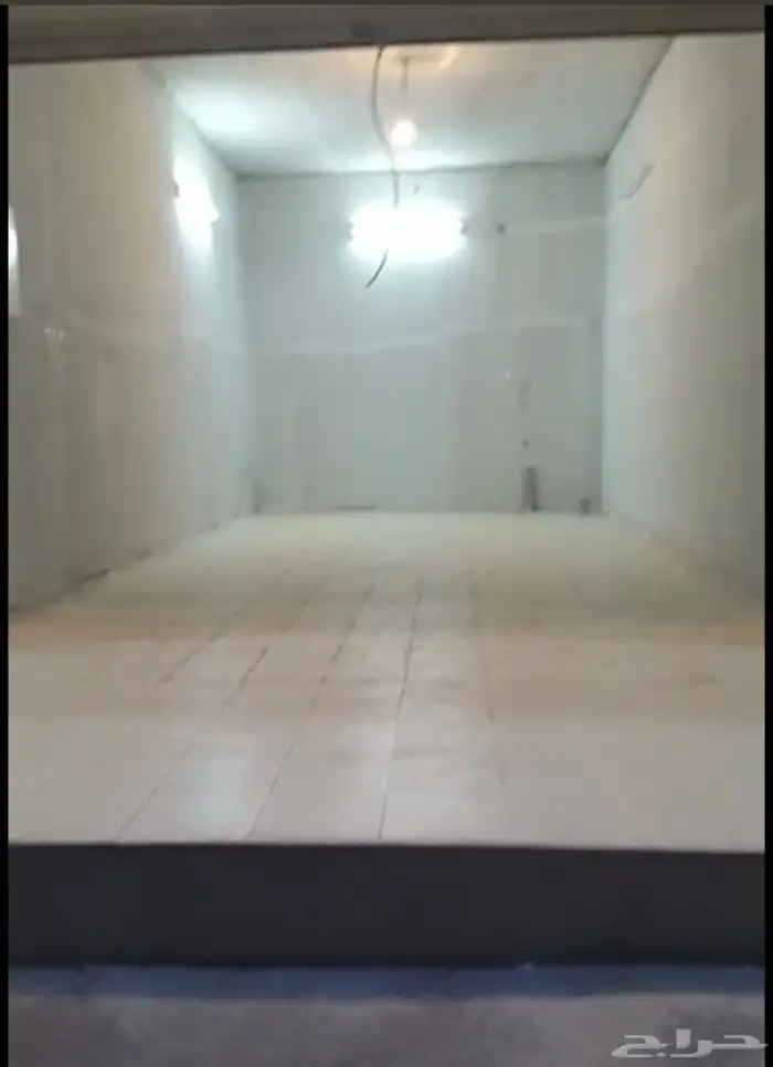 للايجار مستودع 30 متر جدة حي الحرازات 1