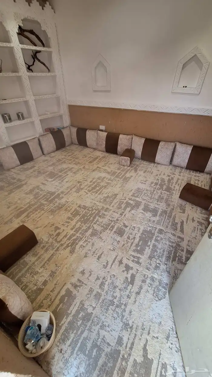 مخاد وفرشات استراحة للبيع اليووم 0