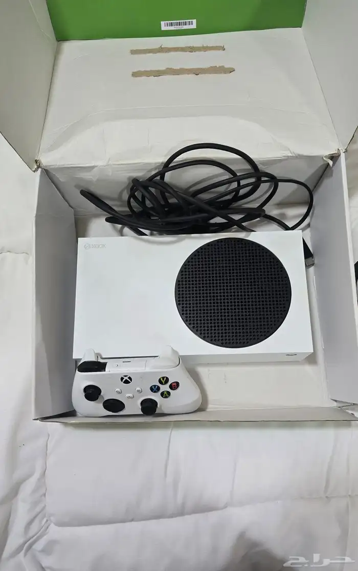 بلاستيشن اكس بوكس s مع جميع اغراضه ويد اضافيه نظيف 6
