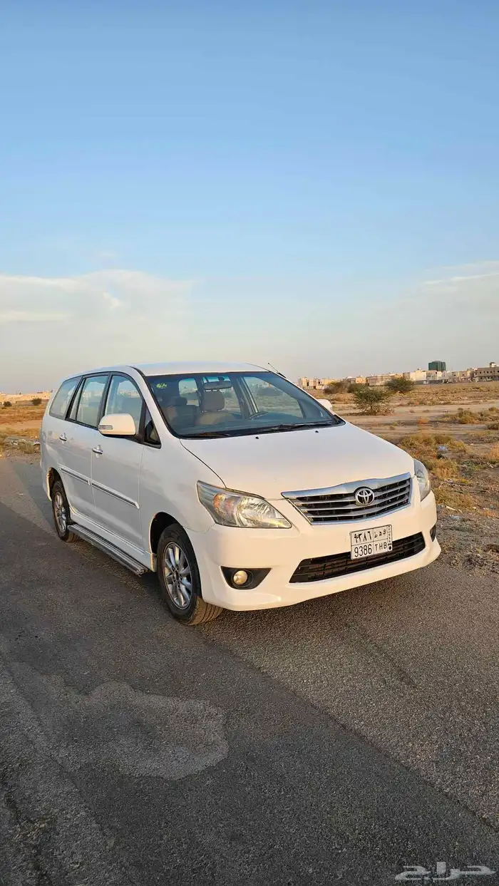 تويوتا انوفا 2012 0