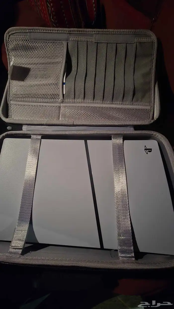 سوني 5 سليم 1تيرا نظيف معه ثنين يدة تحكم اوشنطه يحفظه ارجاء 0