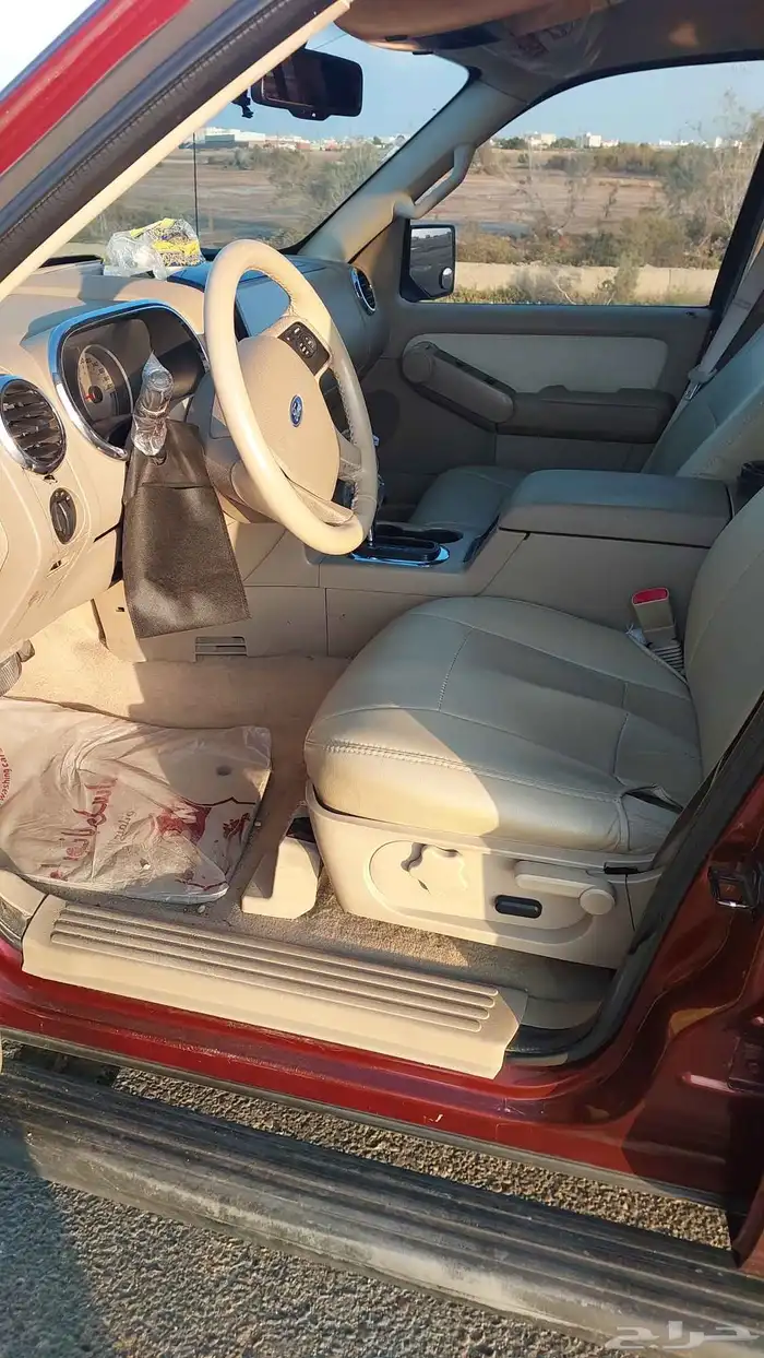 سياره اكسبلور موديل 2010 دبل ممشى 400 سياره نظيفه جدا 6