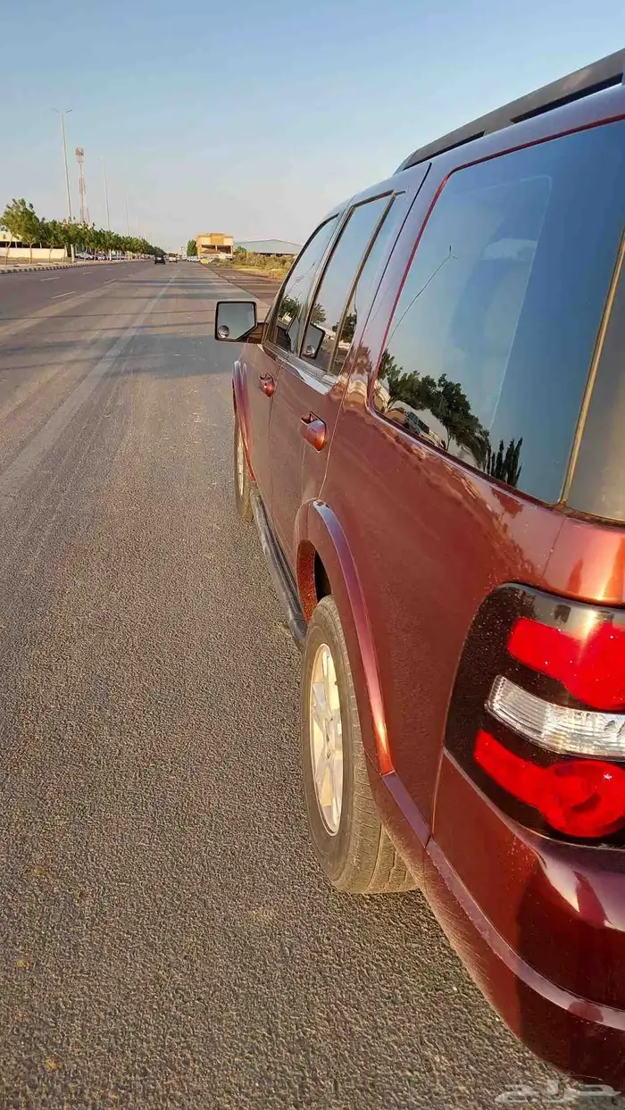 سياره اكسبلور موديل 2010 دبل ممشى 400 سياره نظيفه جدا 2