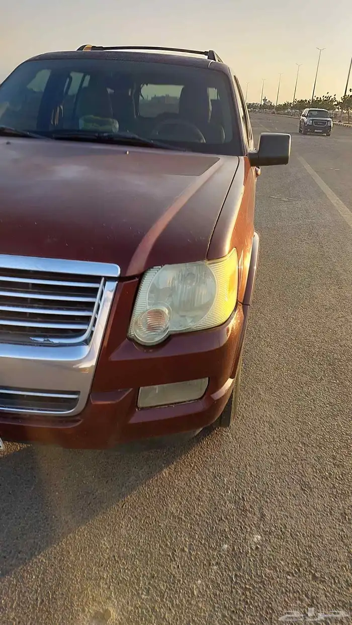 سياره اكسبلور موديل 2010 دبل ممشى 400 سياره نظيفه جدا 3