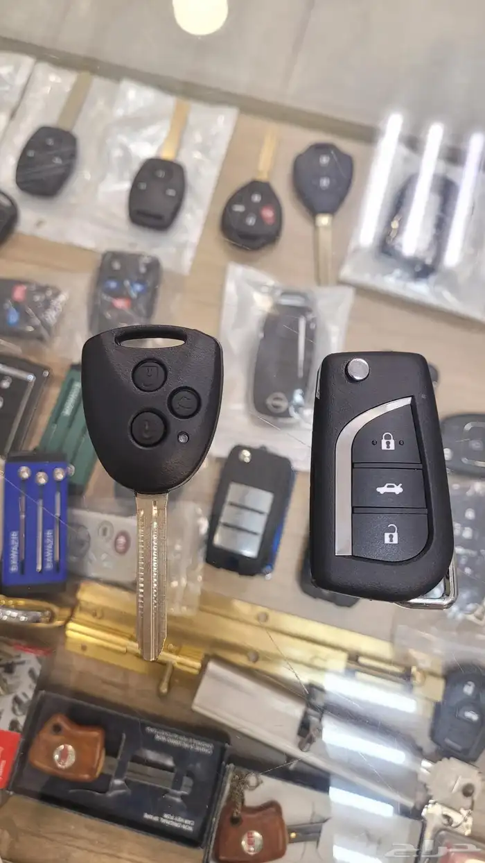 يوجد لدينا تغيير شكل ريموت اليارس كما يوجد ريموتات يارس اصلي 0