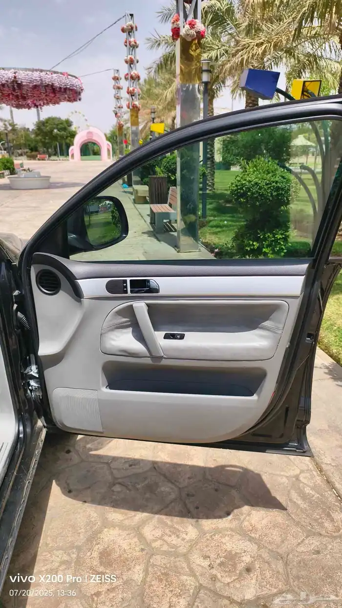 فولكس واجن طوارق 2010 17