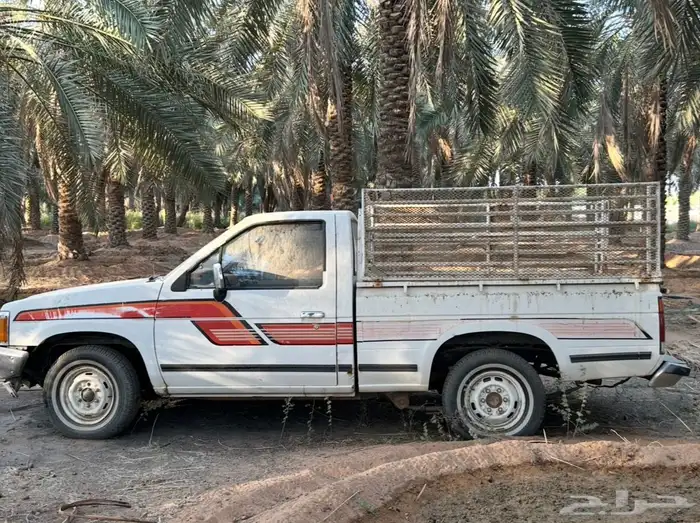 ددسن غمارة الموديل 1989 المنطقة عنيزة مع لوحة مميزة 1