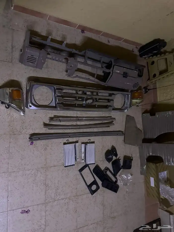 للبيع اغراض جيب ربع 0