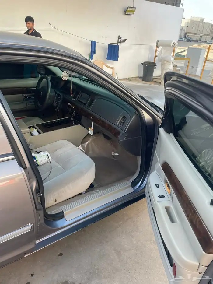 جراند ماركيز للبيع 2006 مفحوص ومجدد 7