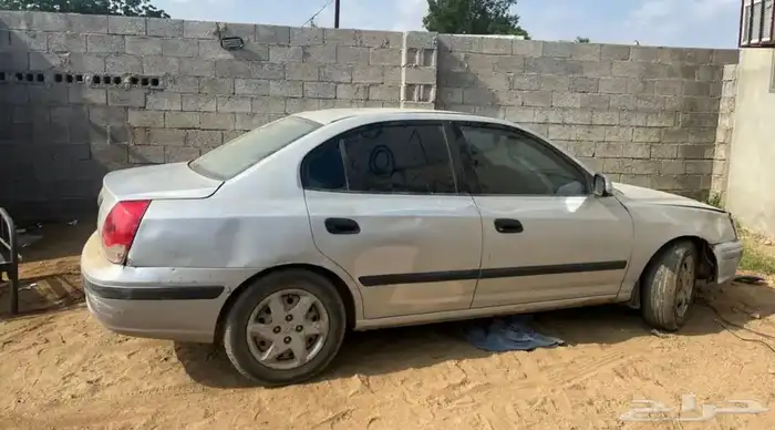 سياره اللنترا 2005 3