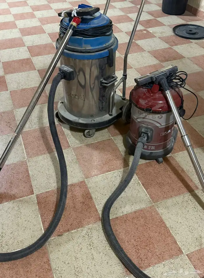 مكنسة كهربائية كبيره وصغيره البيع مستعجل 0