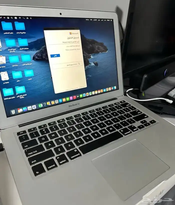 ماك بوك air 2017 قمه في النظافة 0