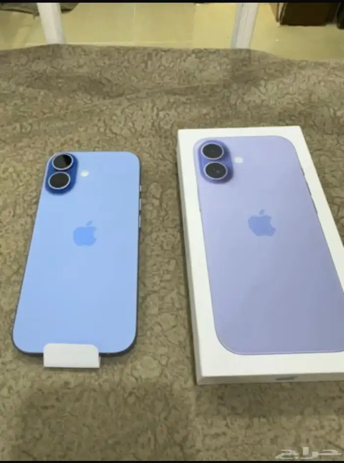 ايفون 17 العادي 1