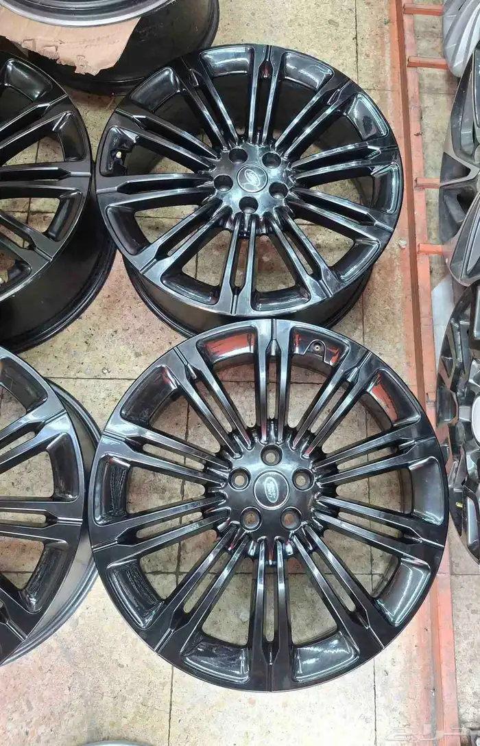 جنوط رنج روفر اوتوبيوجرافي بلاك ادشن مقاس 23 موديل 2025 اصلي 2