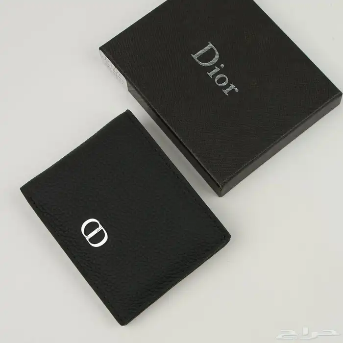 خذ لك او هديه لمن تحب نظاره كارتير ومحفظه ديور 200 ريال فقط 11