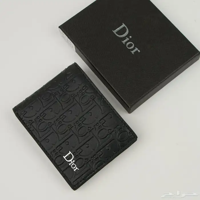 خذ لك او هديه لمن تحب نظاره كارتير ومحفظه ديور 200 ريال فقط 8