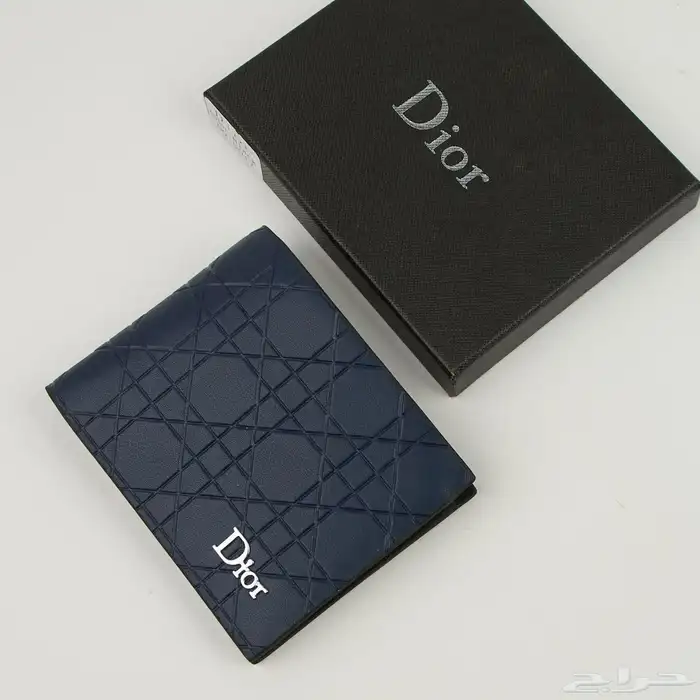 خذ لك او هديه لمن تحب نظاره كارتير ومحفظه ديور 200 ريال فقط 6